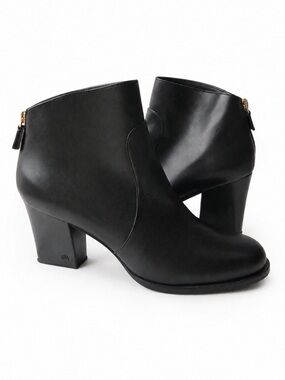 STUART WEITZMAN Romita Black Leather Ankle Winter Boots